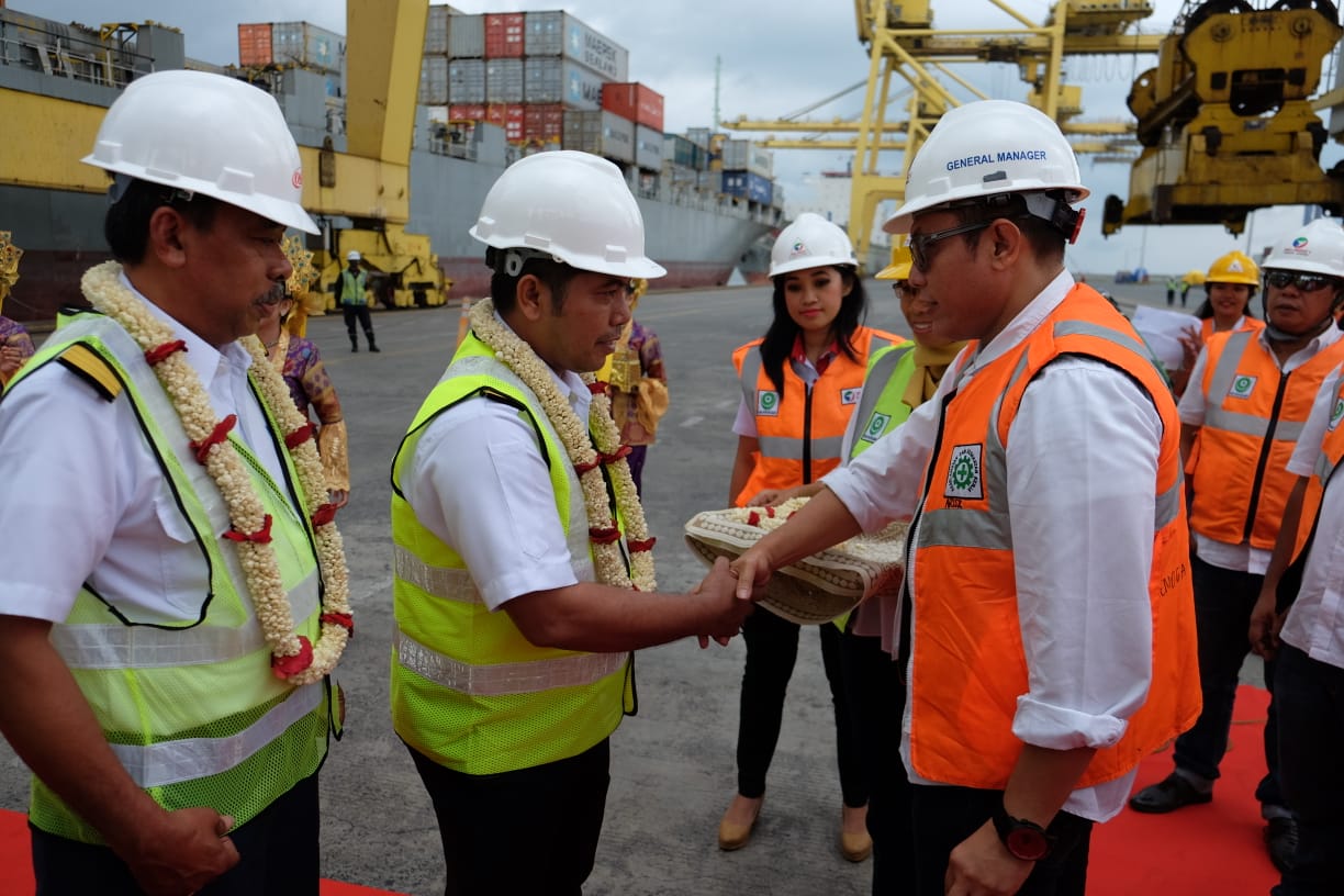 Hari Pertama 2019, Pelindo 1 Sambut Kapal Perdana Bersandar di BICT